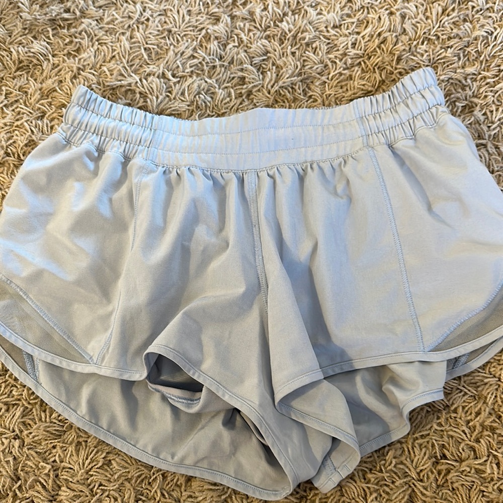 Lululemon Hotty Hot Shorts 2.5 inch seam